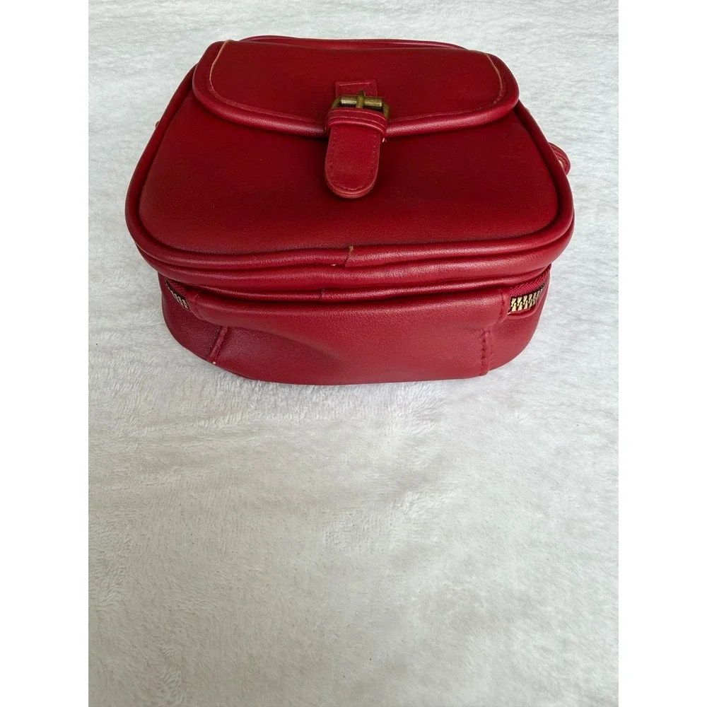 Red Faux Leather Crossbody Bag Multi Pocket Organizer Wallet Purse NWOT